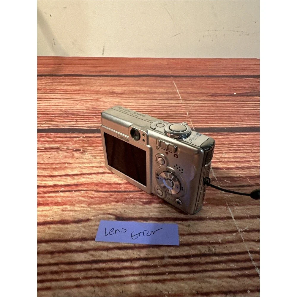 Canon PowerShot Digital ELPH SD400 / Digital IXUS 50 5.0MP Digital Camera